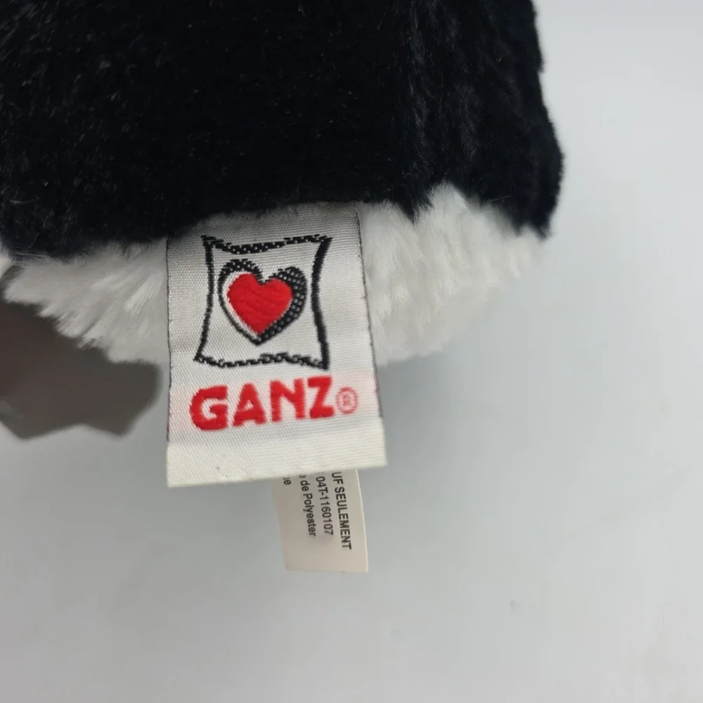 Webkinz Penguin Ganz HM132 NEW WITH SEALED CODE Retired Plush NWT